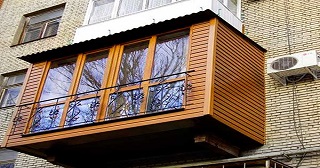 Внешняя отделка балкона Братск цена от 1017 руб. м/2.